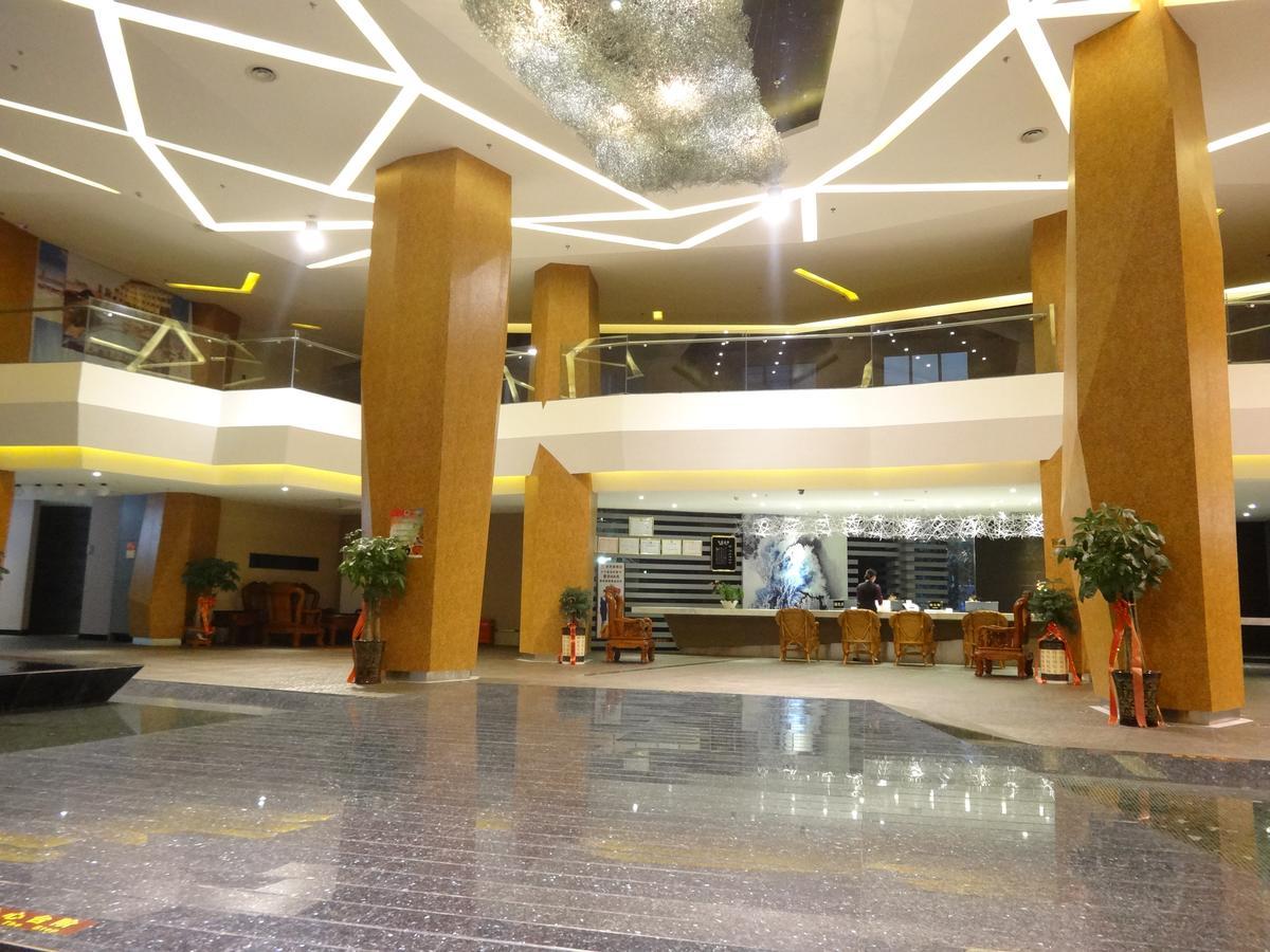 Xilaifeng Hotel 南寧 エクステリア 写真